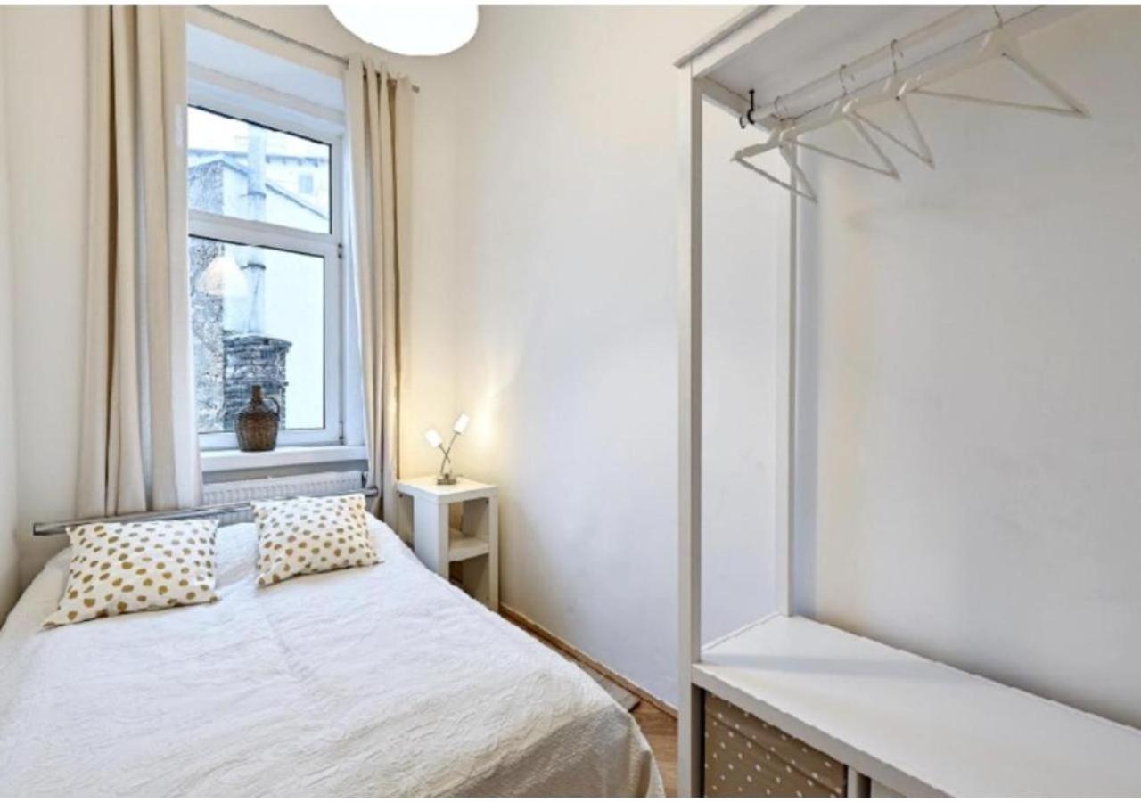 Apartamento Luxurious, 2 Min To Casino And Roemertherme Baden Exterior foto